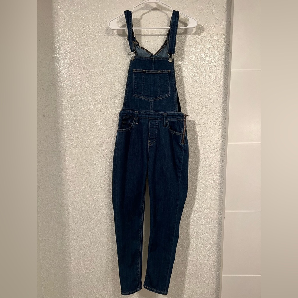 Levi’s Skinny Jean Overalls